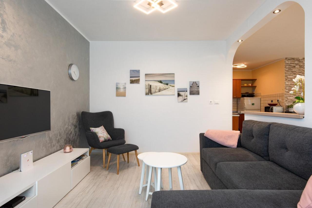 Apartment Blazi Njivice Bagian luar foto