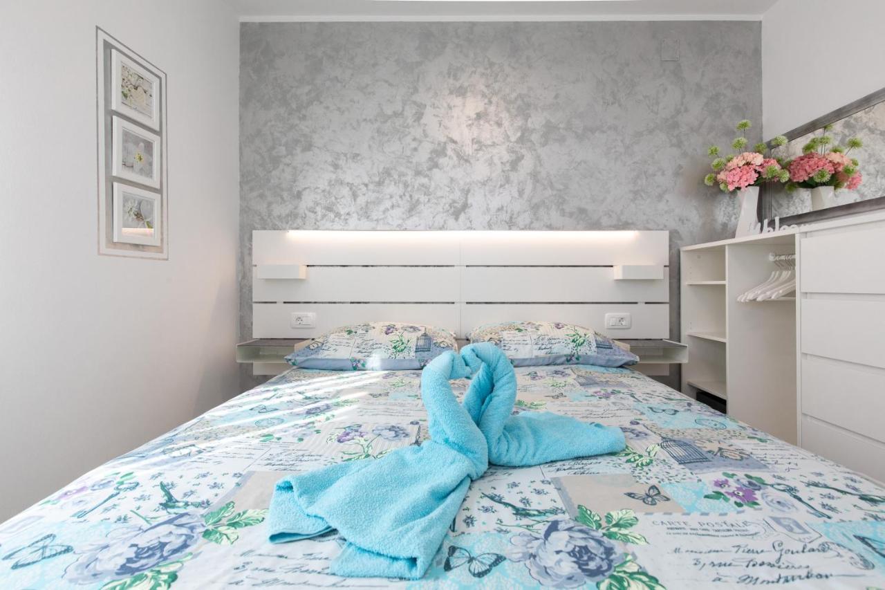 Apartment Blazi Njivice Bagian luar foto